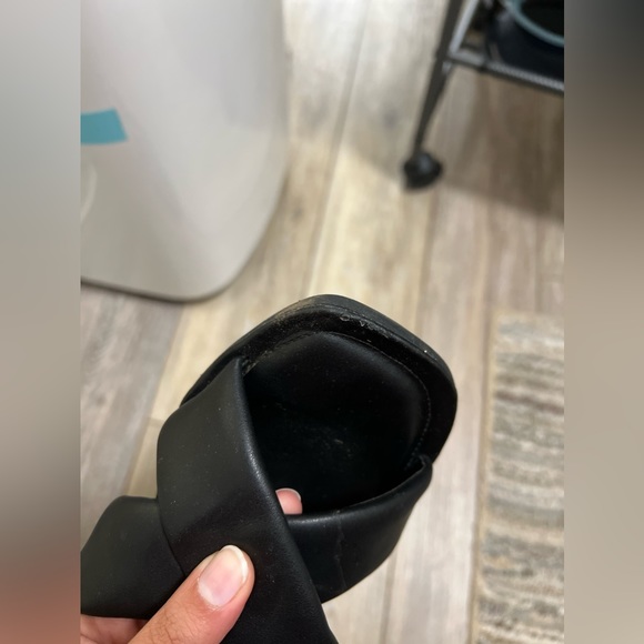 Black Sandals - Picture 2 of 5